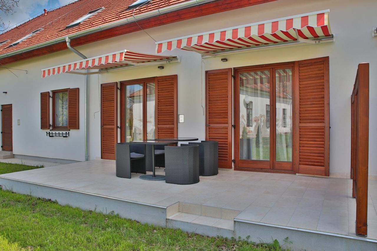 Gálosfa Vendégház Exterior foto